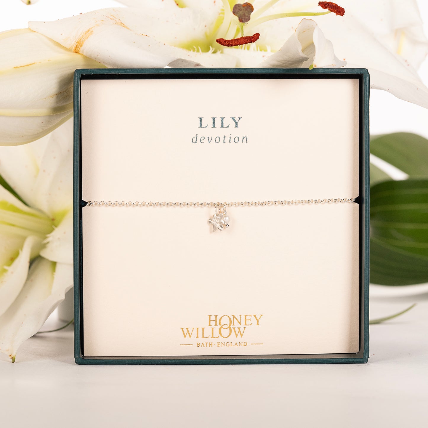 Delicate Lily & Pearl Bracelet - Devotion - Silver