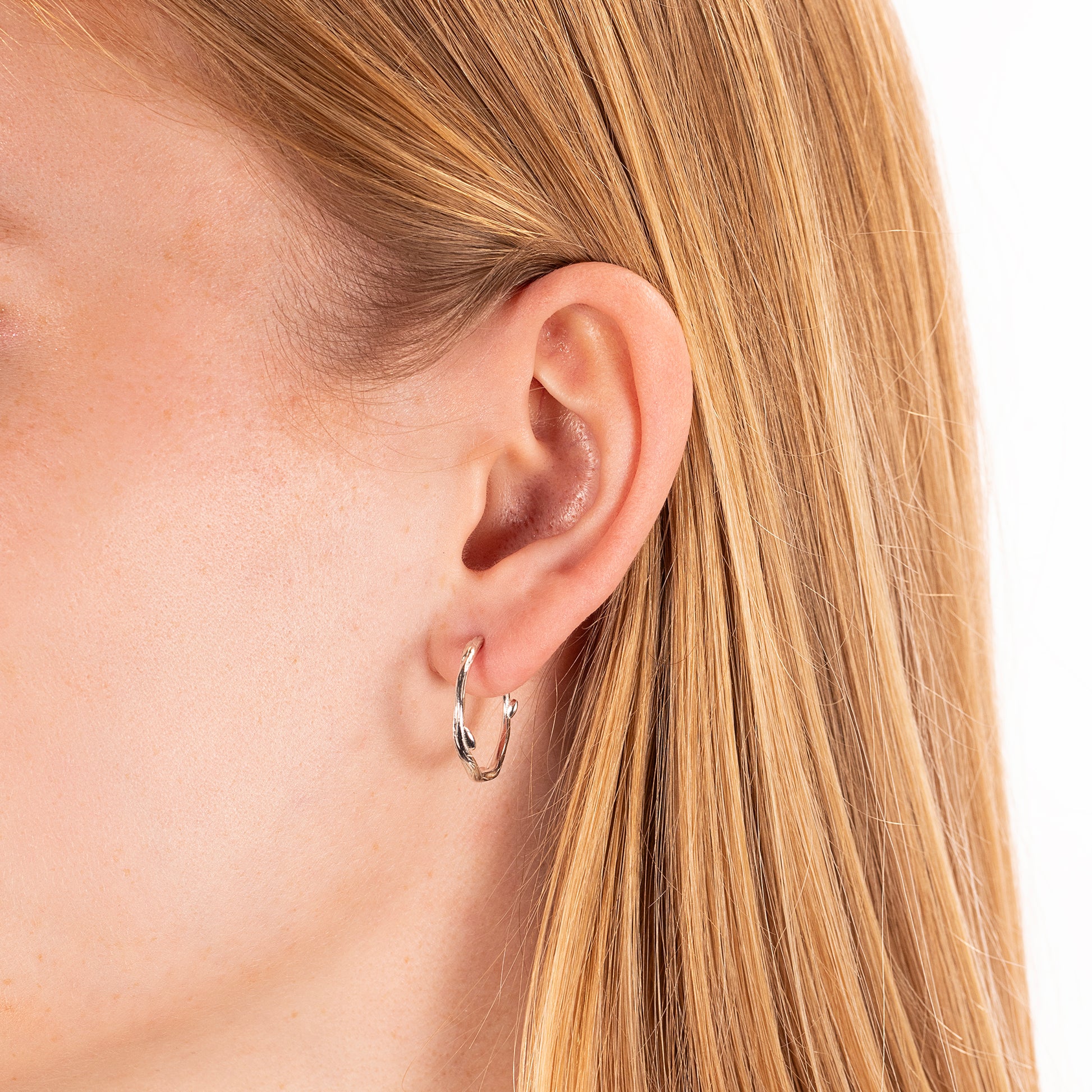 9th Anniversary Gift - Willow Hoop Earrings - Silver - 2cm