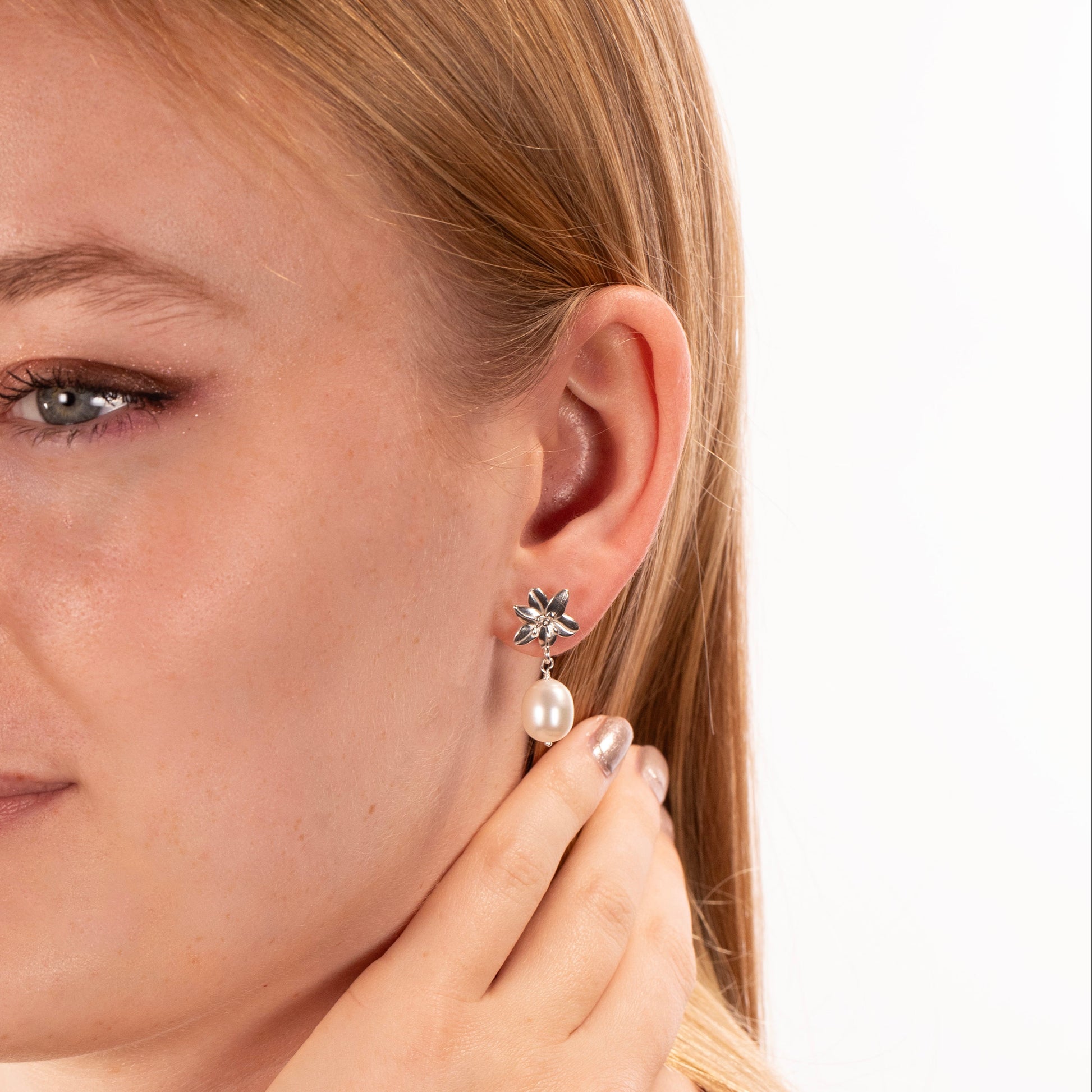 30th Anniversary Gift - Lily Earrings - Silver & Pearl