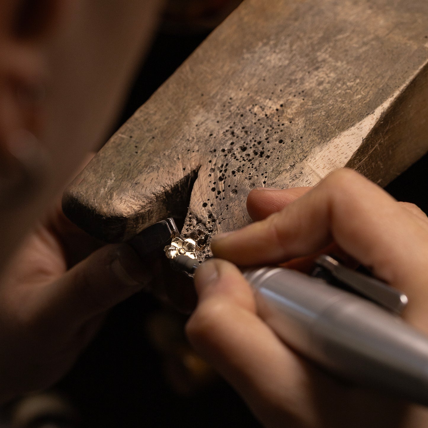 Windflower Necklace - Unfading Love - 9kt Gold