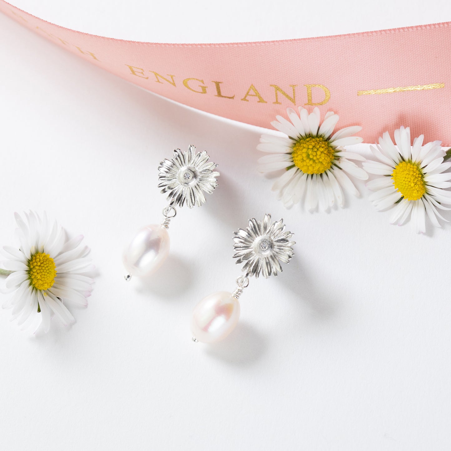 April Birth Flower & Birthstone Earrings - Daisy - Silver, Diamond & Pearl