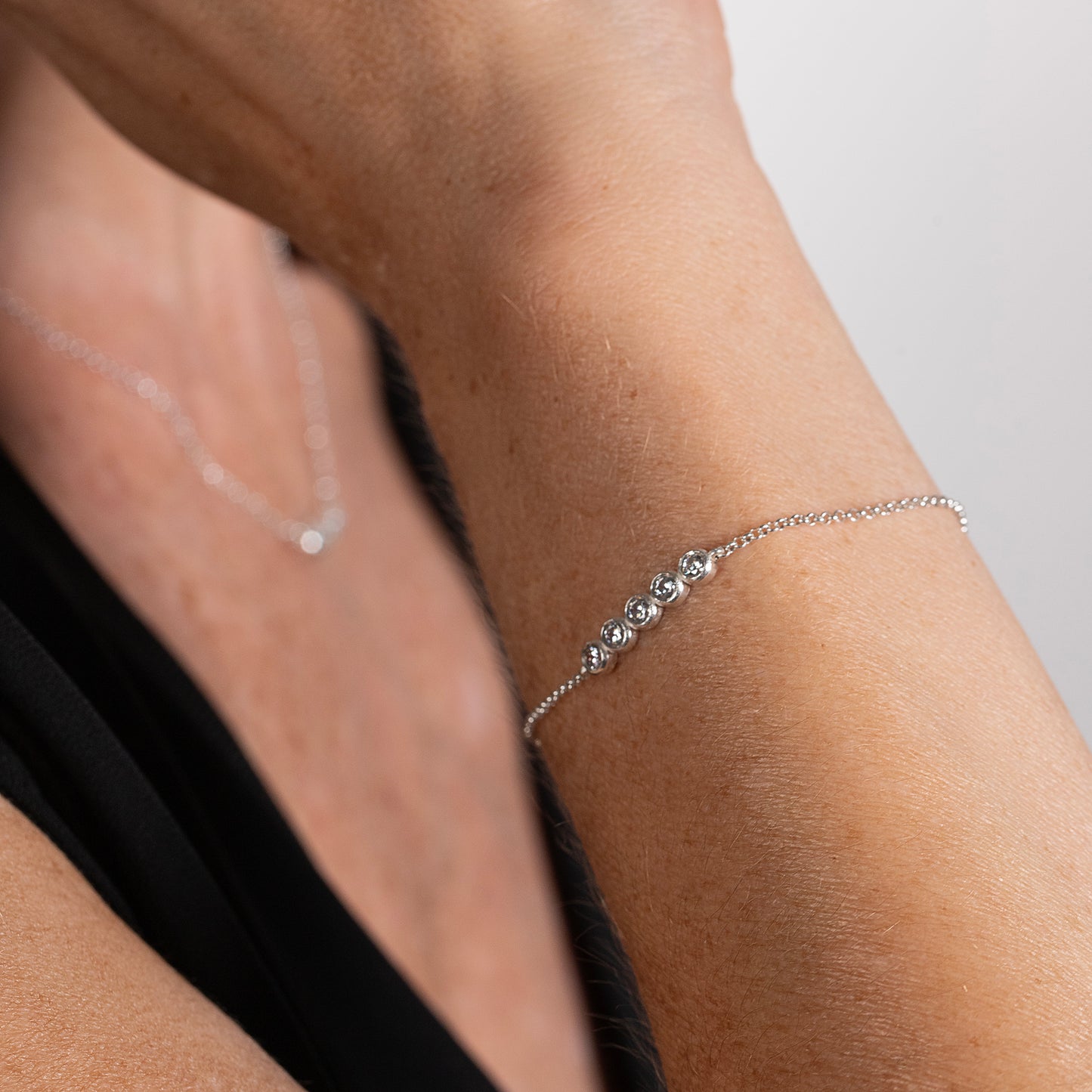 Family Diamond Bracelet - 5 Diamonds for 5 Loved Ones - Lab Grown Diamond & Silver