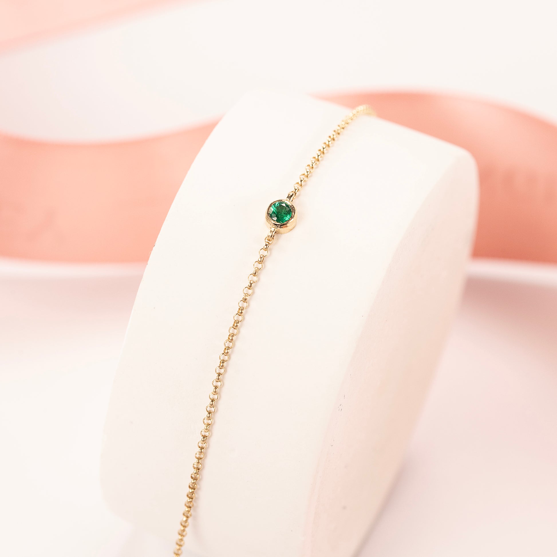 55th Anniversary Bracelet - Single Emerald Solitaire - 9kt Gold
