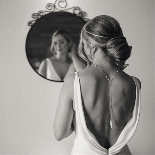 Pearl back drop necklace
