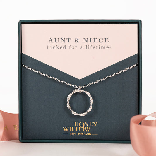 aunt and niece necklace