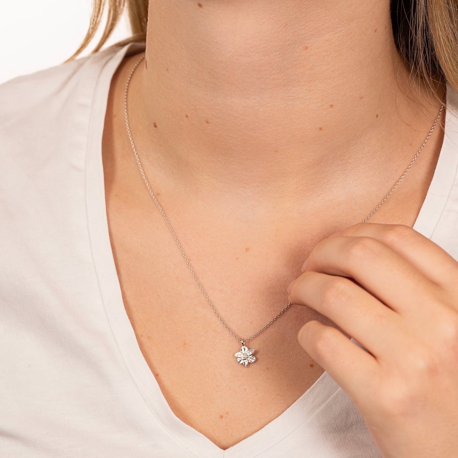 10th Anniversary Gift - Daffodil Flower Necklace - Silver 16 inches + 2 inch extender