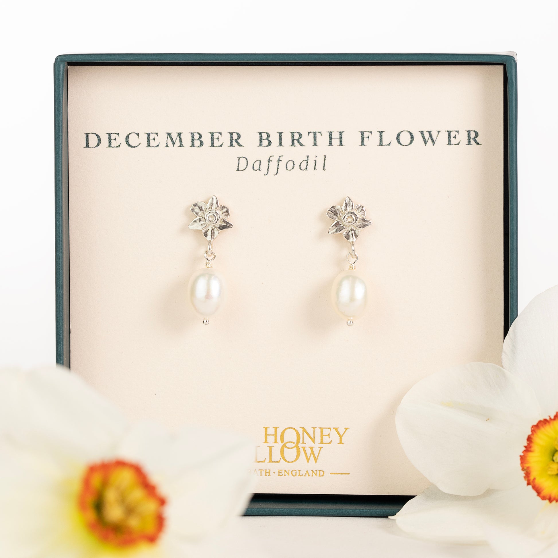 December&nbsp;Birth Flower Earrings