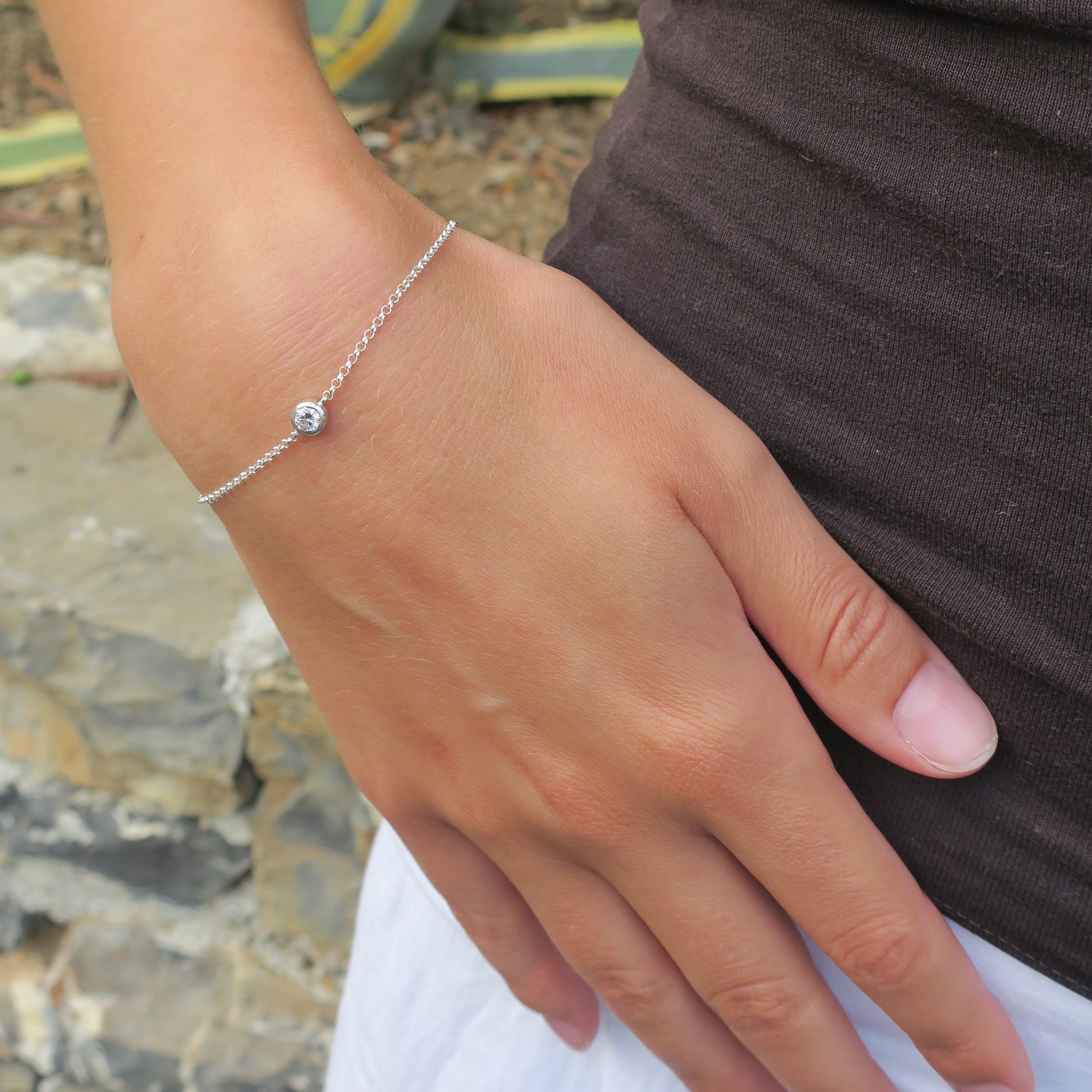 single diamond bracelet