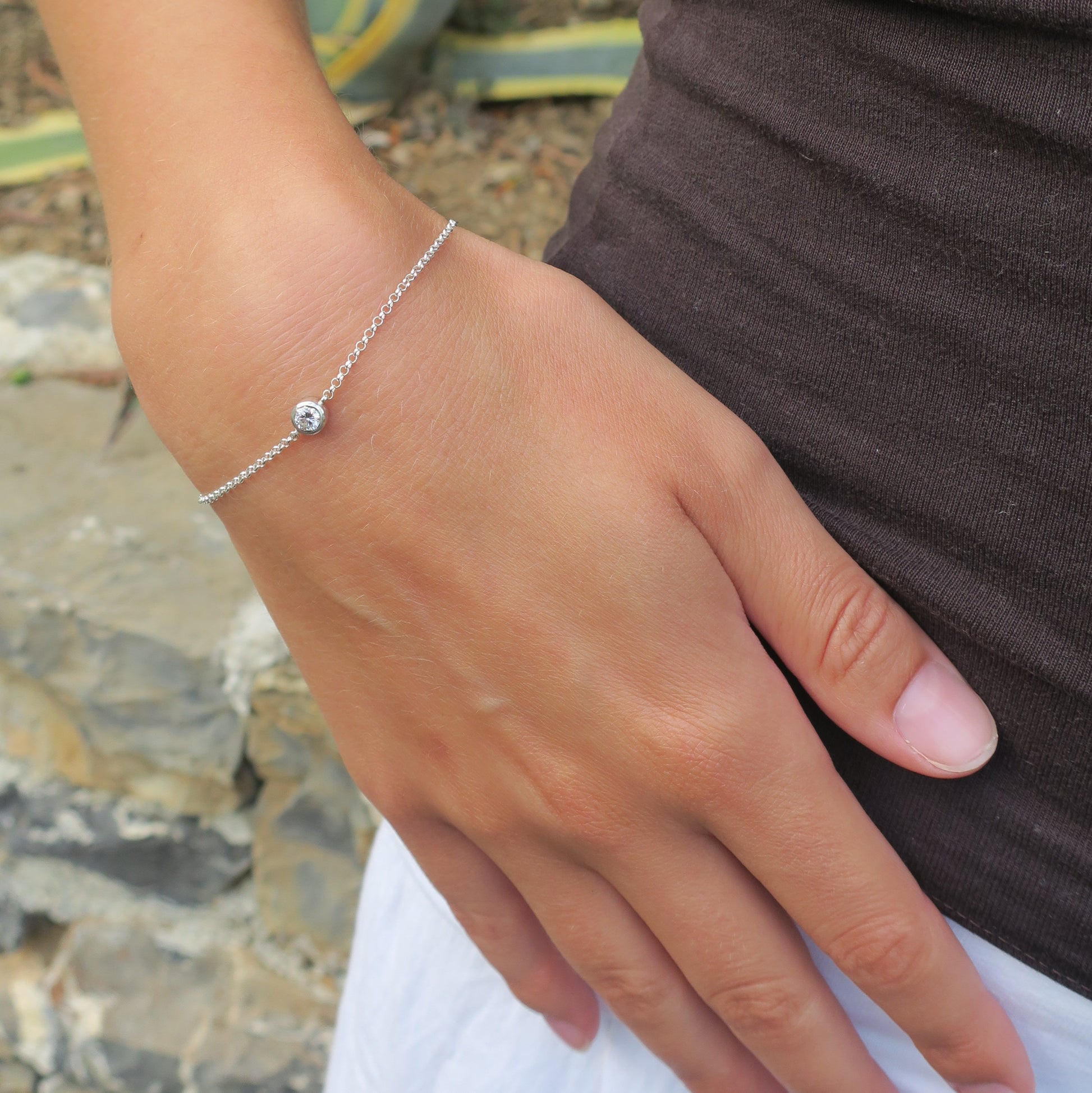 single diamond bracelet