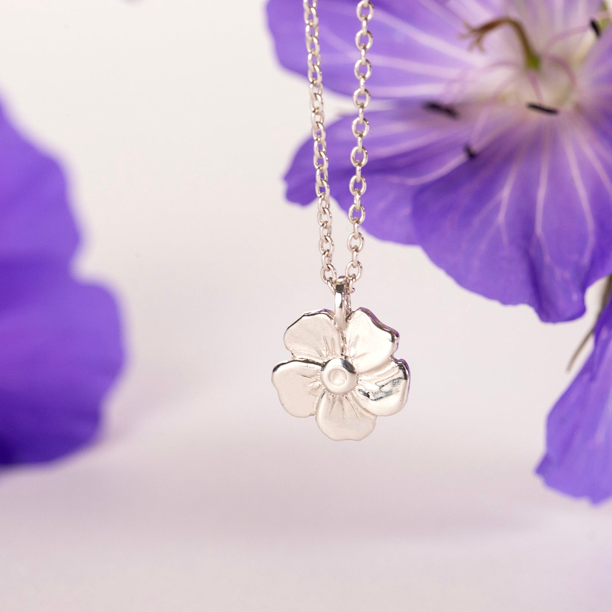 geranium necklace