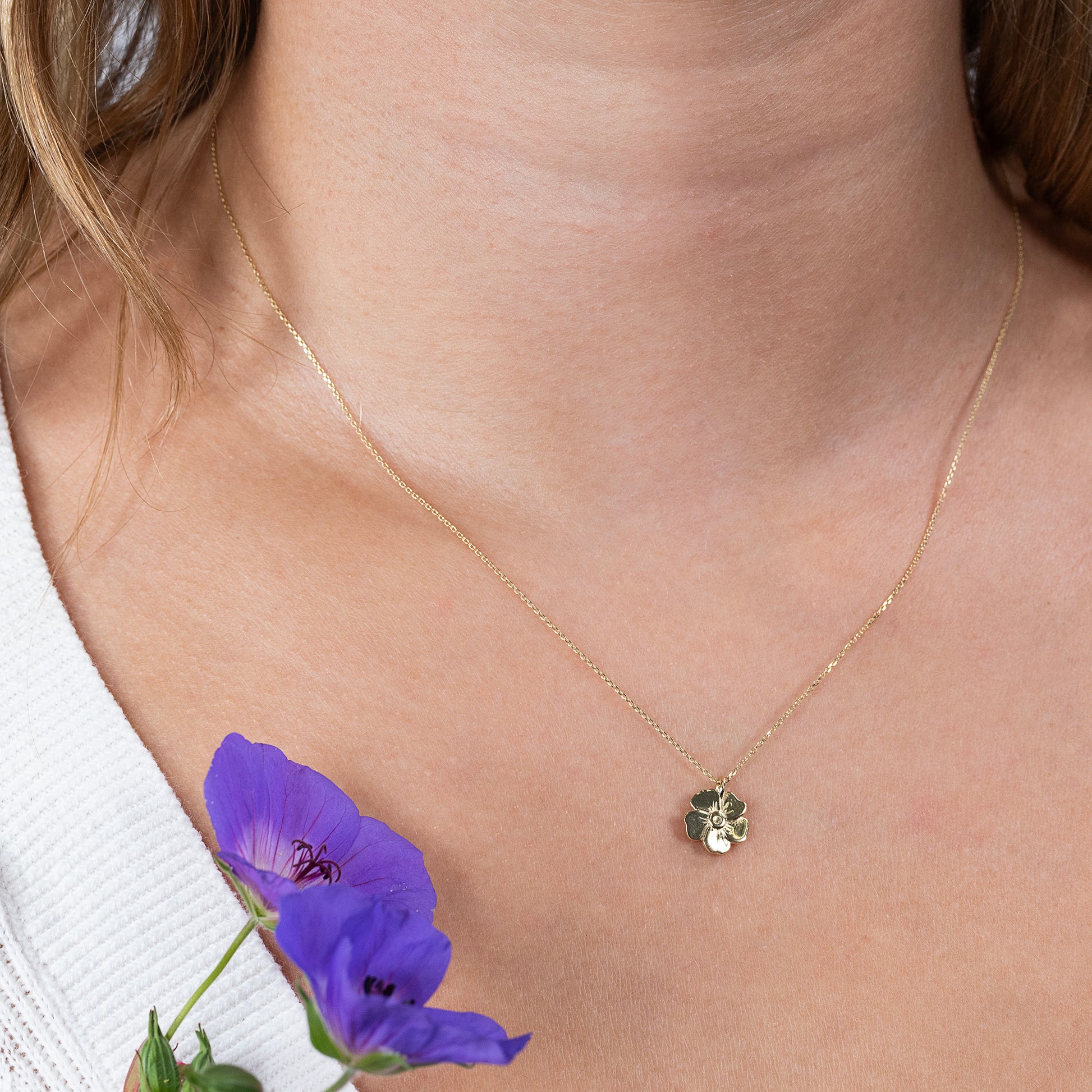 geranium necklace