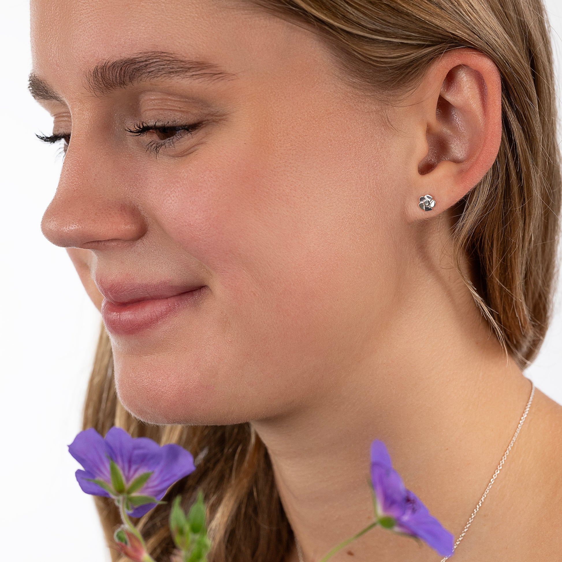 geranium studs