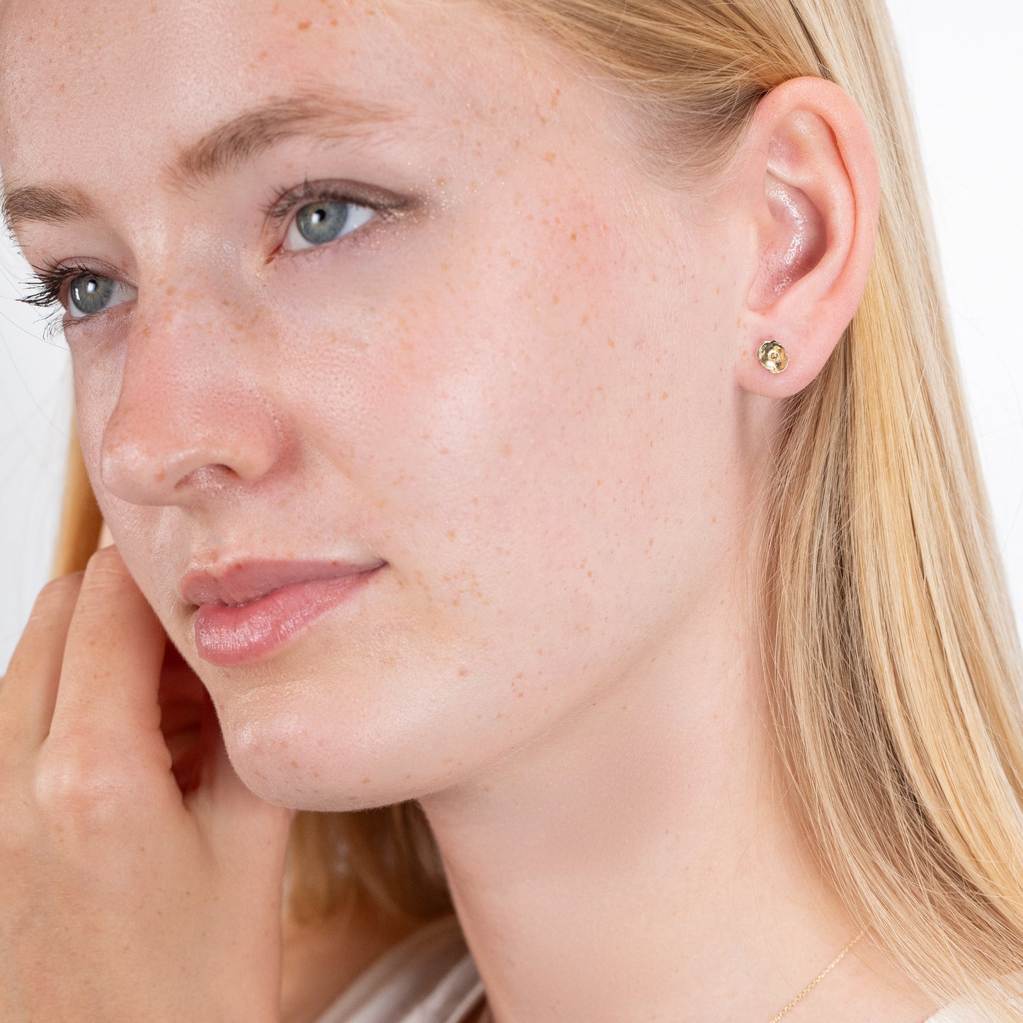 gold poppy studs