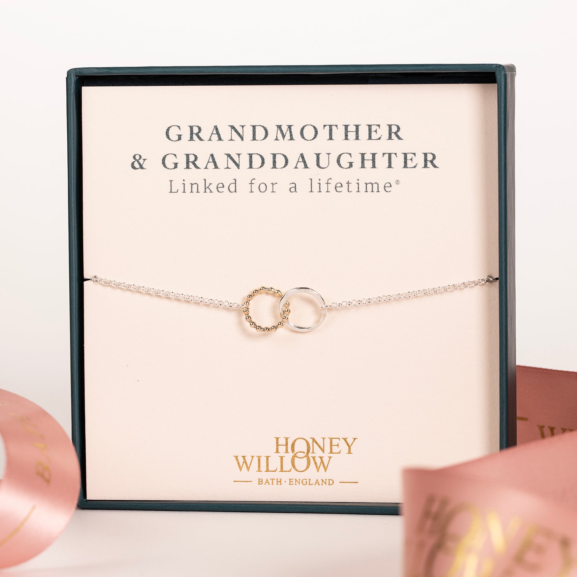 Grandmother Granddaughter Gift Love Link Bracelet 9kt Gold