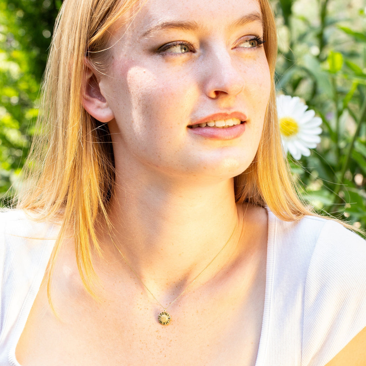 9ct gold sunflower necklace