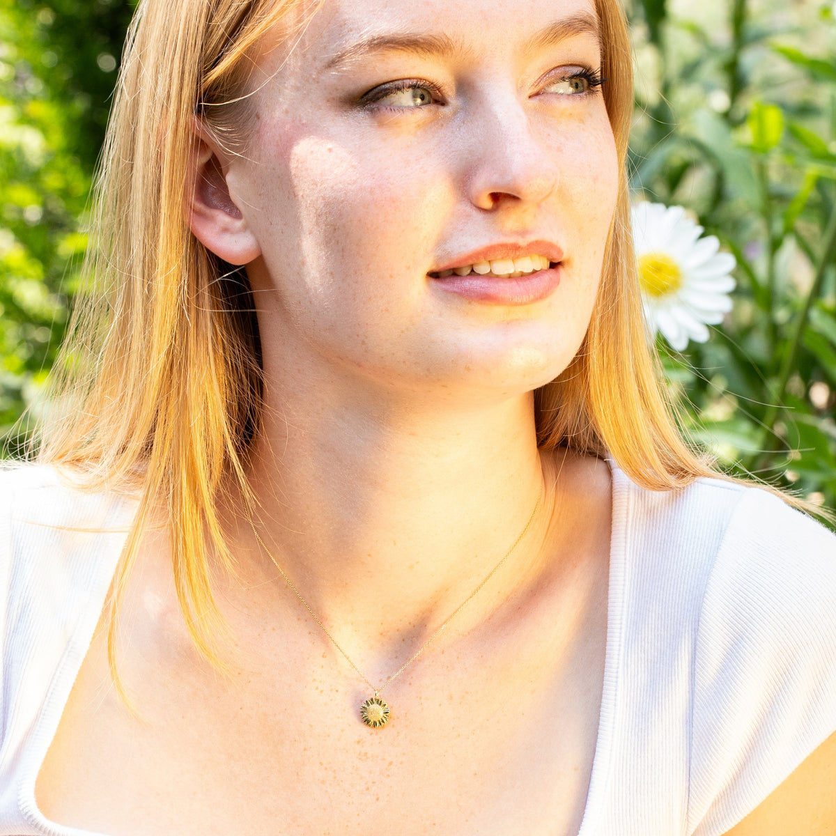 9ct sunflower necklace