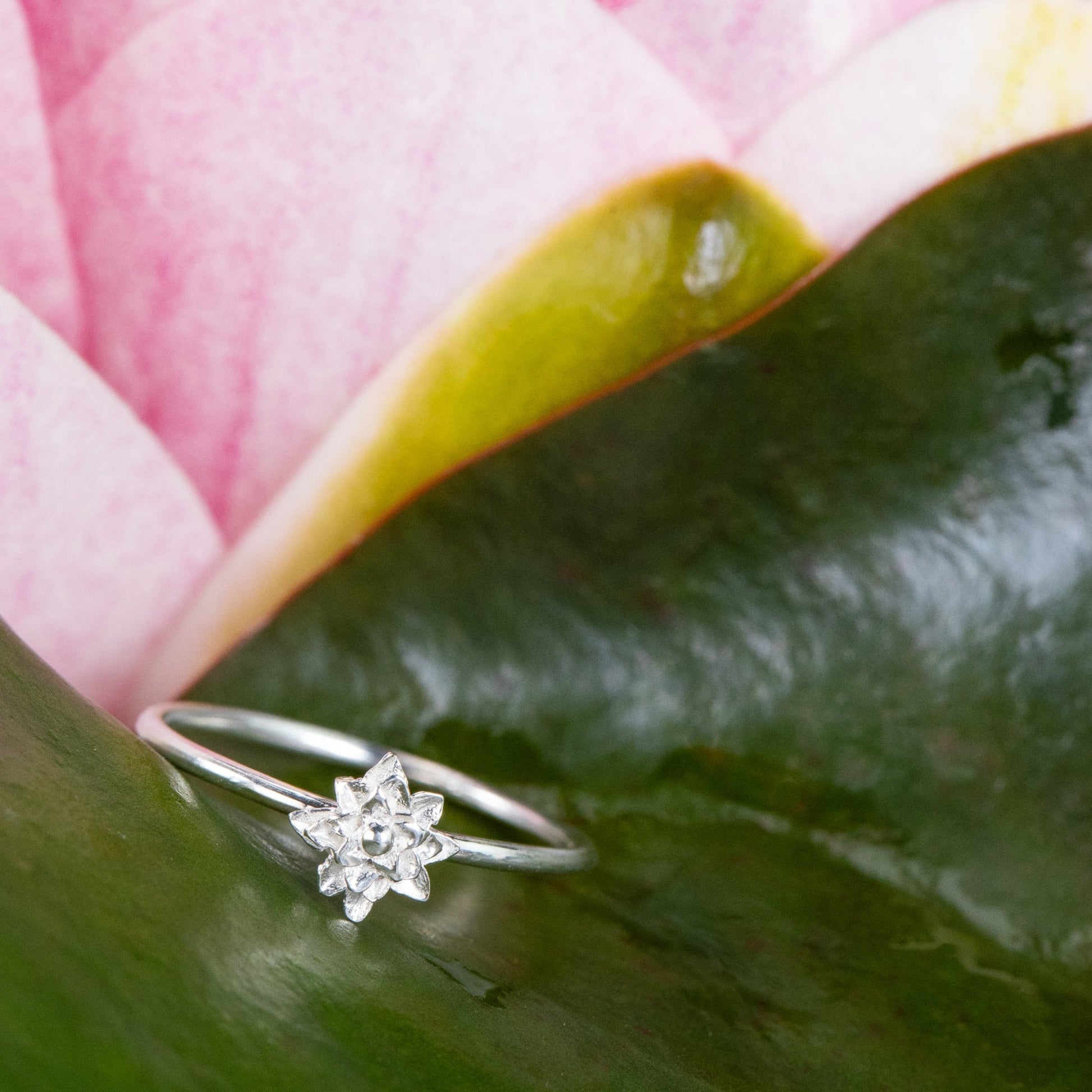 lily flower ring Waterlily Flower Ring - July Birth Flower