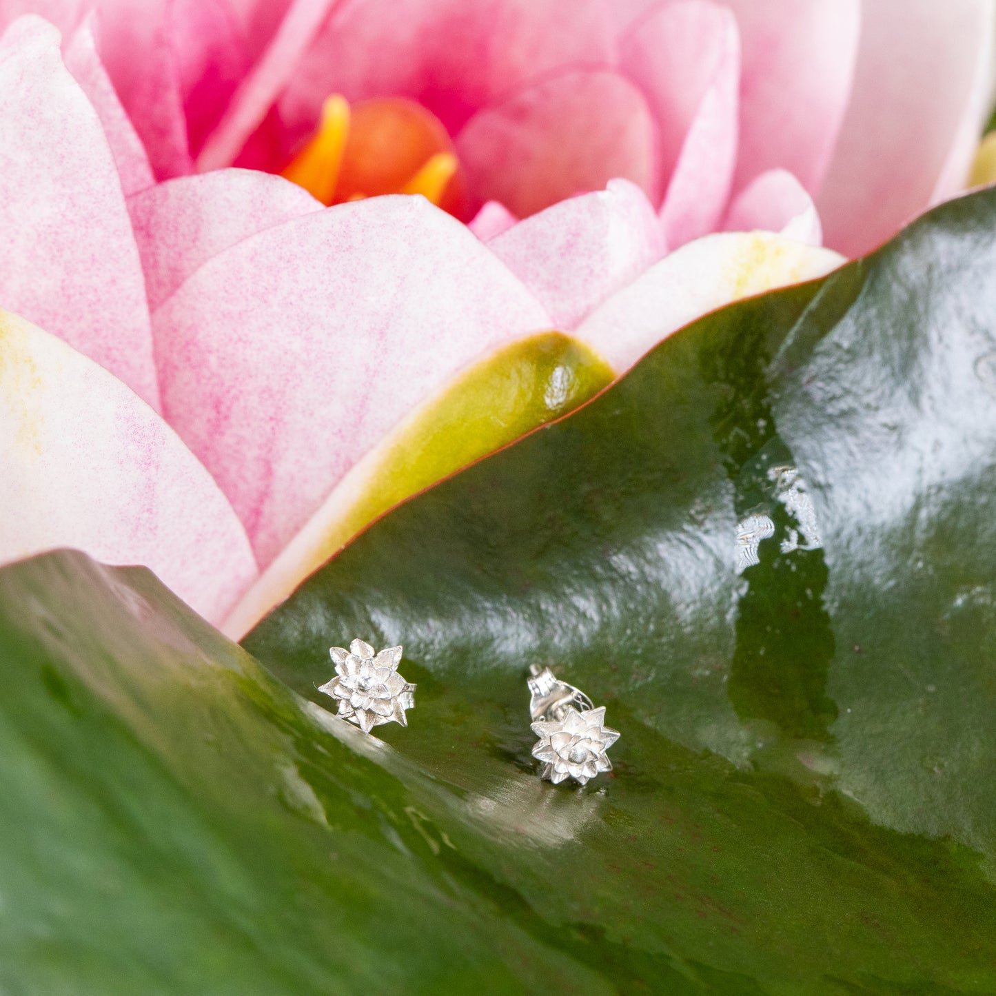 water lily stud earrings