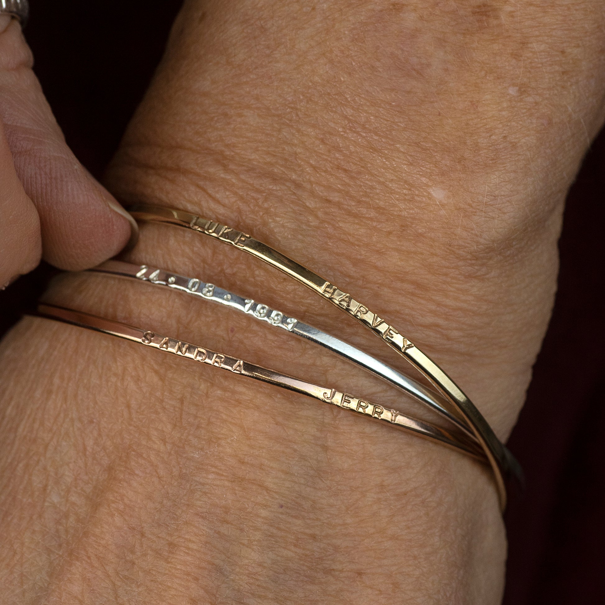 9kt Personalised 30th Anniversary Bangle - Triple Linked Bangle - 3 Links for 3 Decades