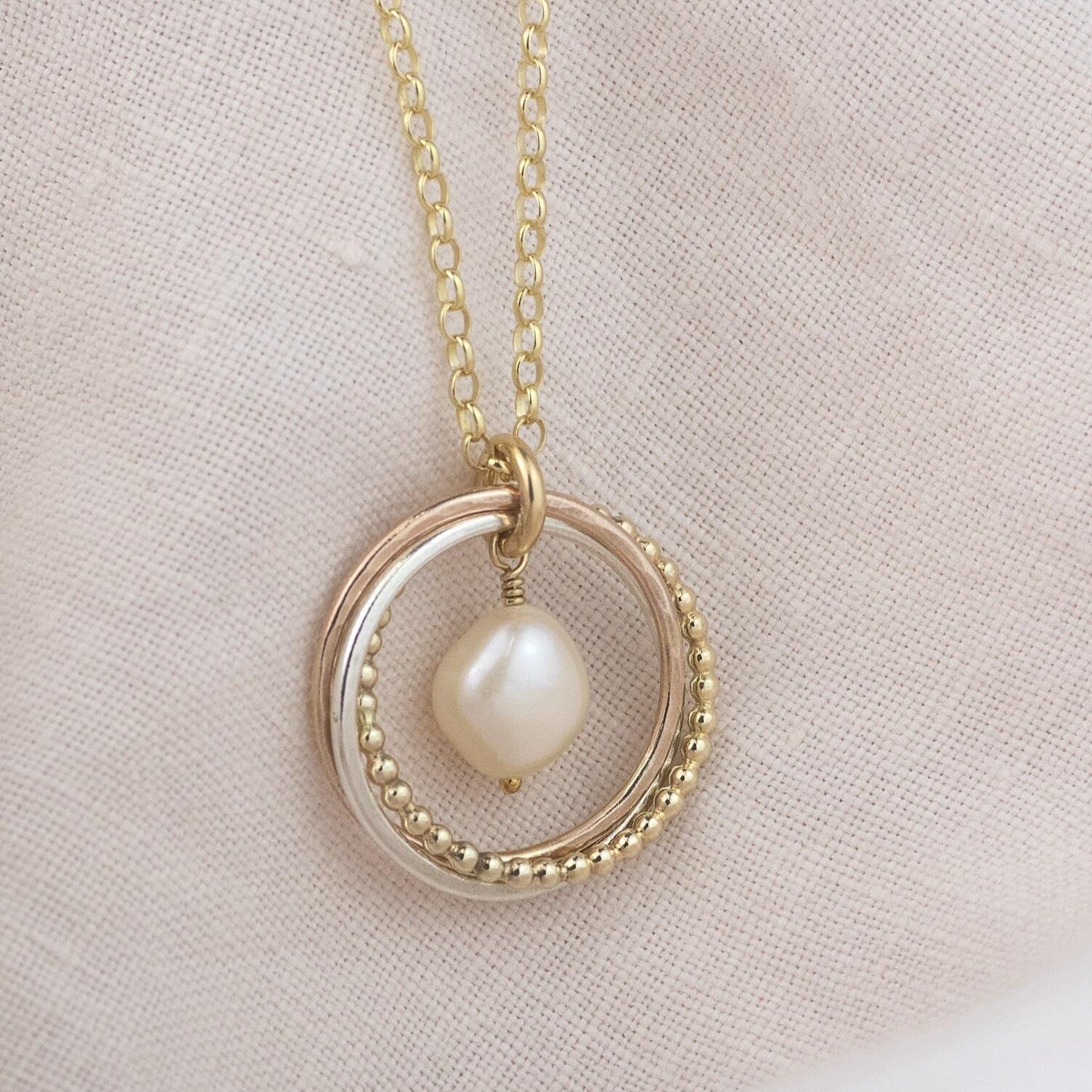 30th Wedding Anniversary Gift - 9kt Gold Pearl Wedding Anniversary Necklace