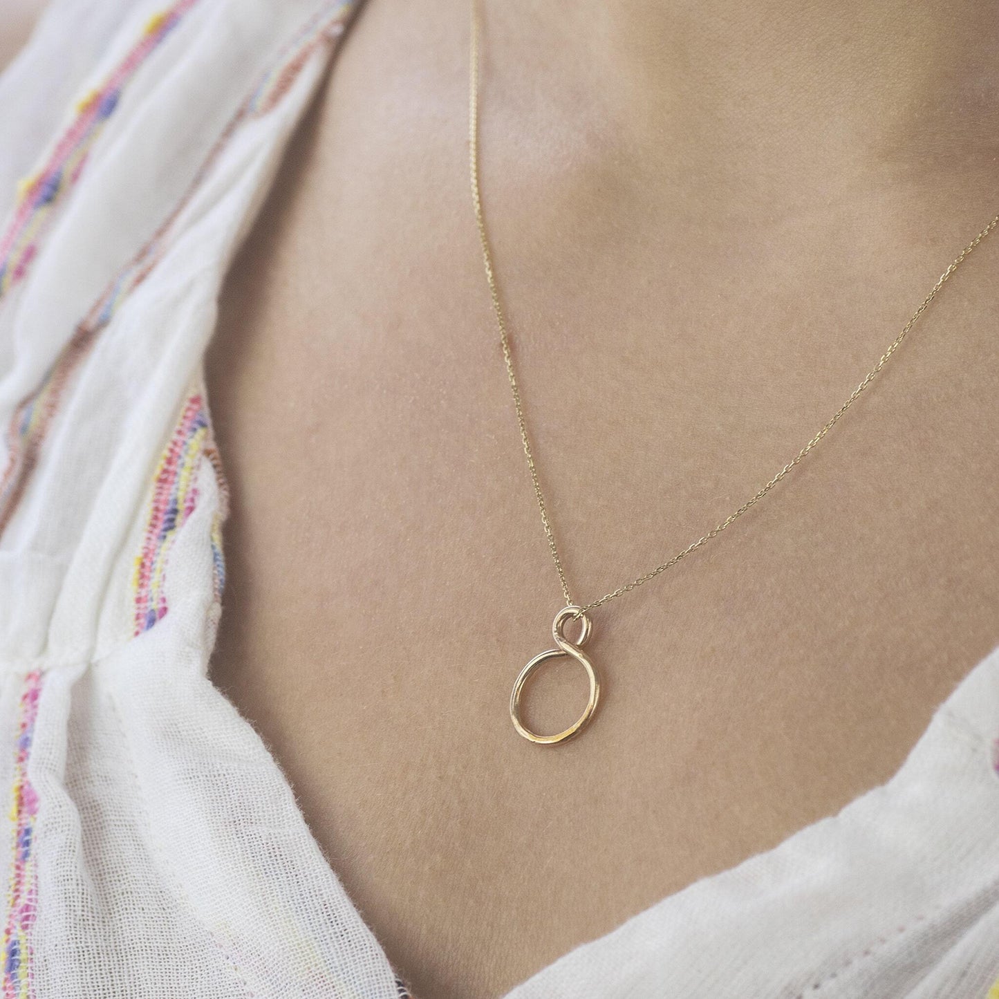 Infinity Necklace - 9kt Gold