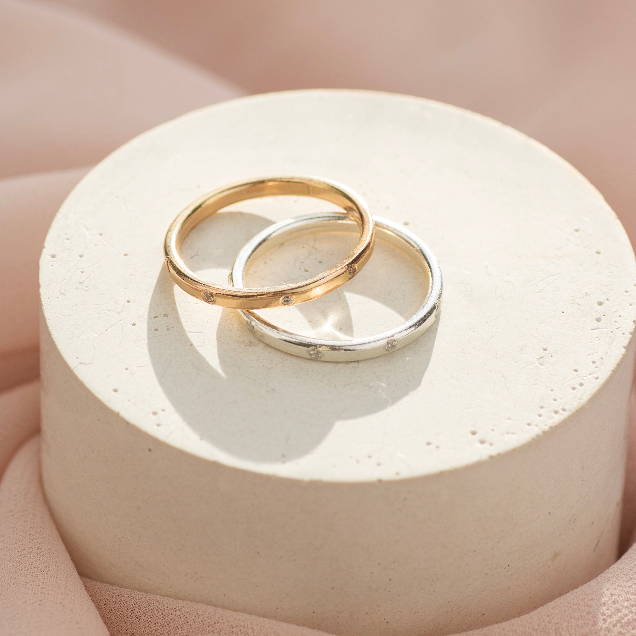 Wedding anniversary deals rings by year