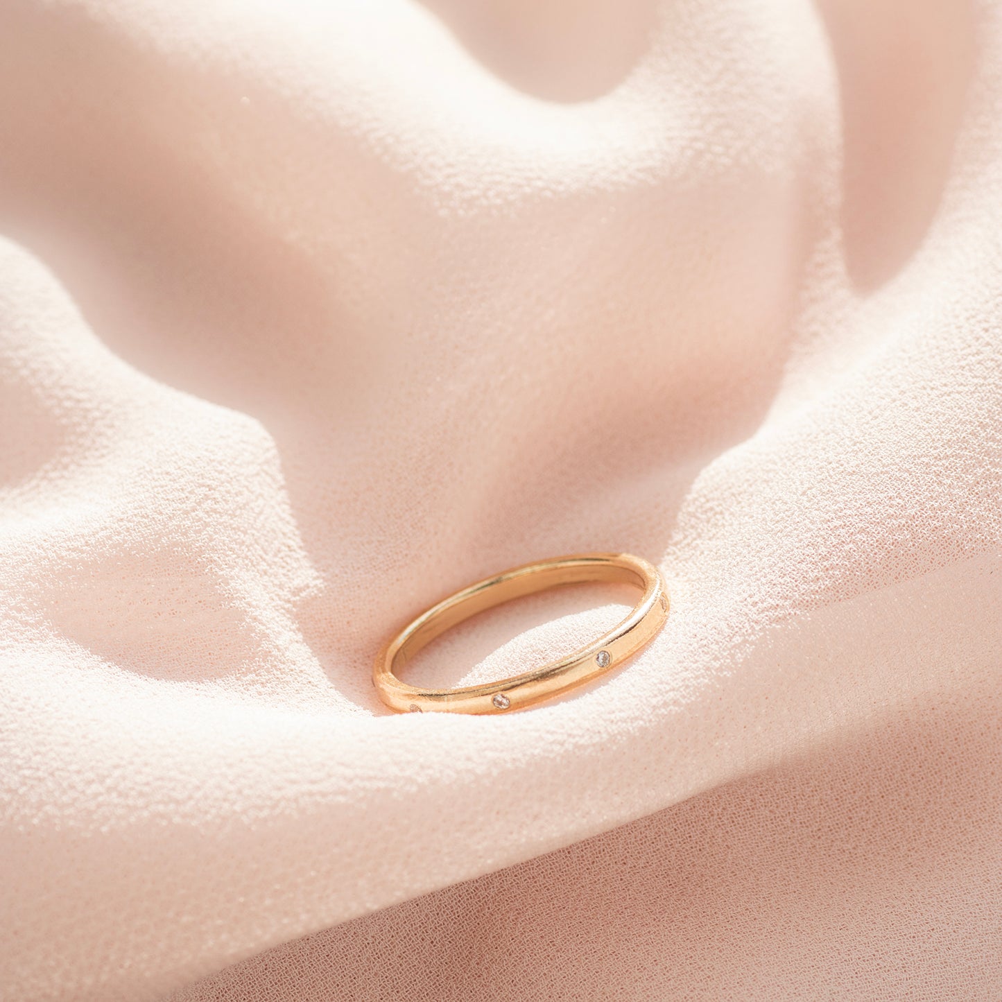 9kt Gold 10th Anniversary Ring - 10 Diamonds for 10 Years of Love