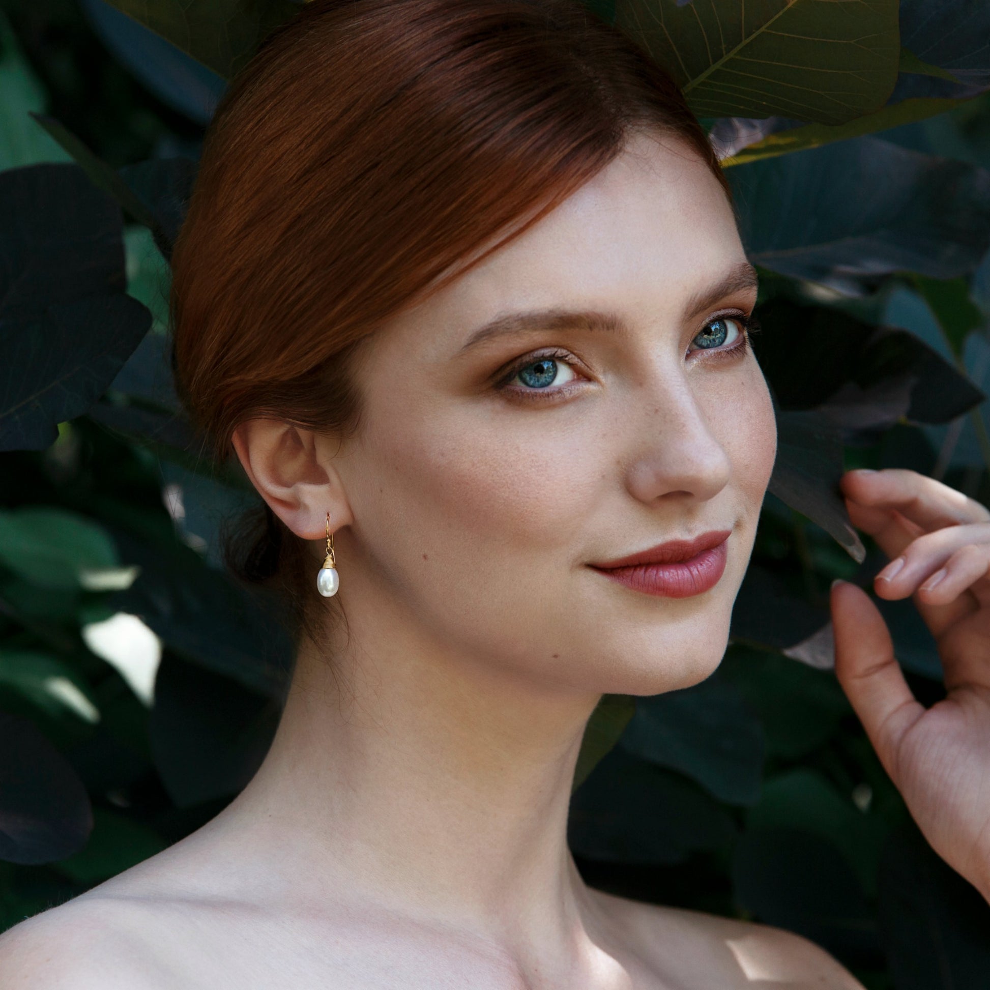 Pearl drop earrings gold, bridal earrings pearl drop, elegant wedding earrings - Sophie